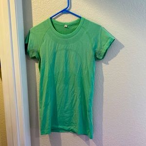 Lululemon swiftly tech short sleeve